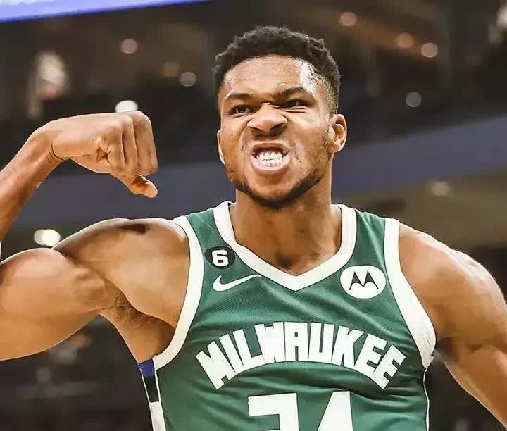 开云下载网址-关于字母哥连续十二场比赛得分超过夺冠，加拿大队不断突破！的信息